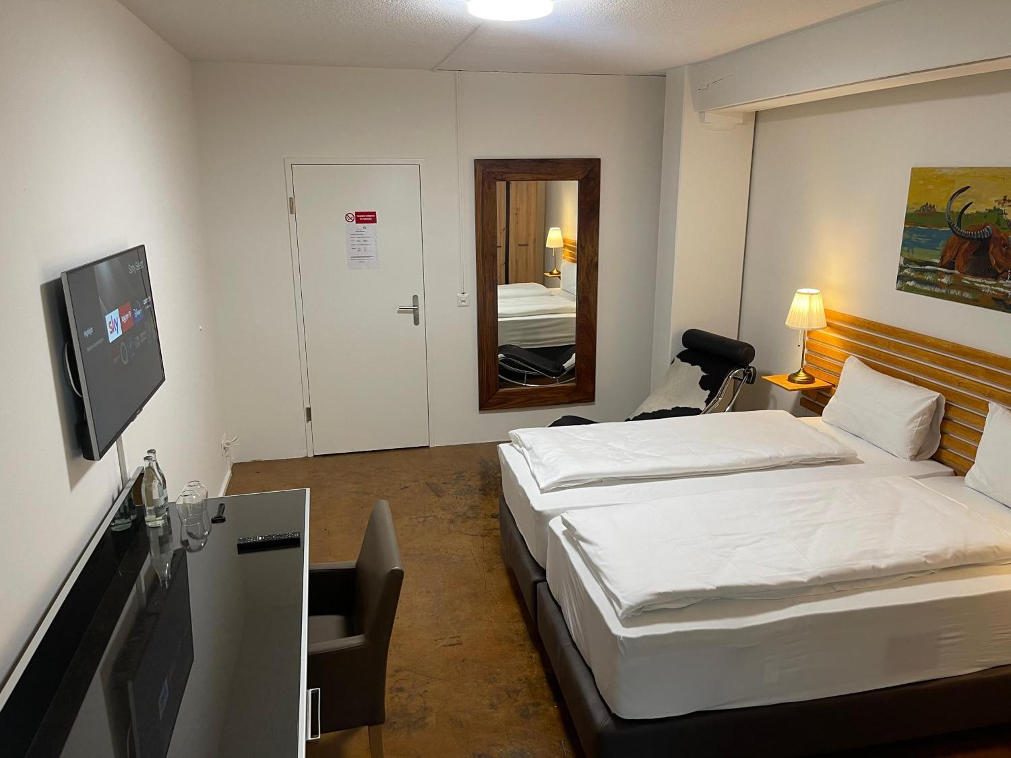 Hotel Swiss Bellevue Aathal Seegraben 外观 照片